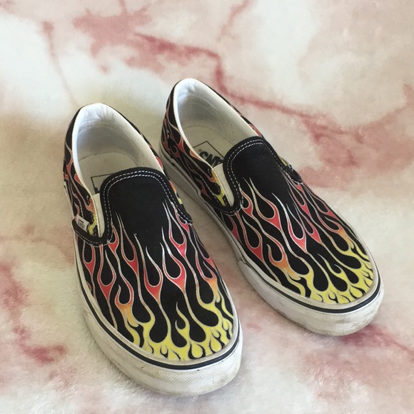 mens size 7.5 shoes in women's